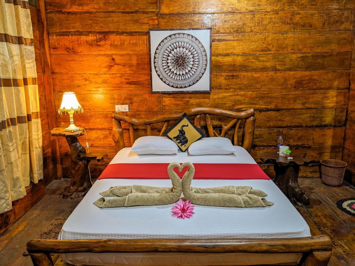 Choona Lodge 'View Of Sigiriya & Pidurangala With Sunrise' Exterior photo